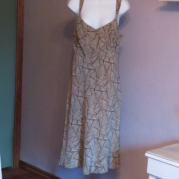 Ann Taylor Dresses & Skirts - ⬇️So Nice Ann Taylor Sundress